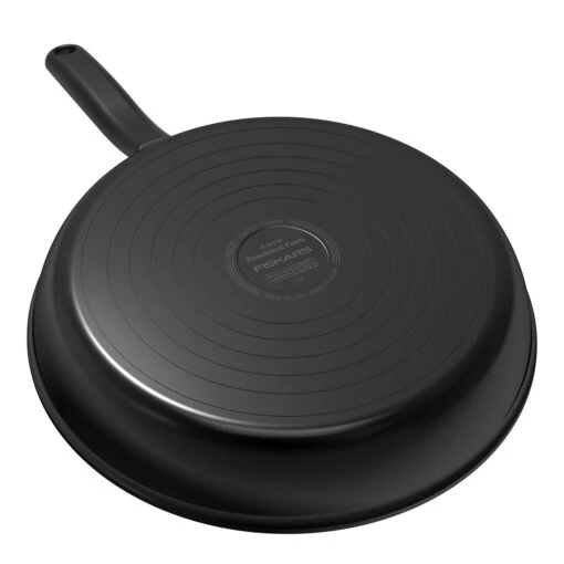 Fiskars Functional Form Frying Pan Ø28cm -Keukenbenodigdheden fiskars functional form frying pan 20