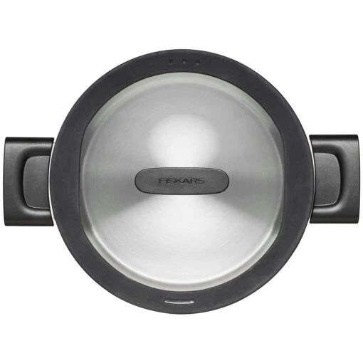 Fiskars Hard Face Steel Casserole, 3,5 L/20 Cm -Keukenbenodigdheden fiskars hard face steel casserole 6