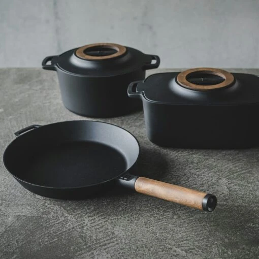 Fiskars Norden Casserole 4L, Black Cast Iron -Keukenbenodigdheden fiskars norden casserole cast iron 11