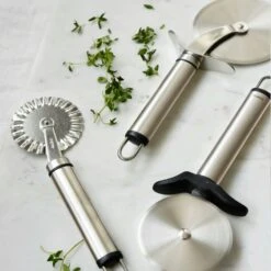 Heirol Steely Pizza Cutter -Keukenbenodigdheden heirol steely pizza cutter 3