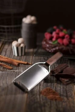 Microplane Master Grater, Fine -Keukenbenodigdheden microplane master grater fine 6