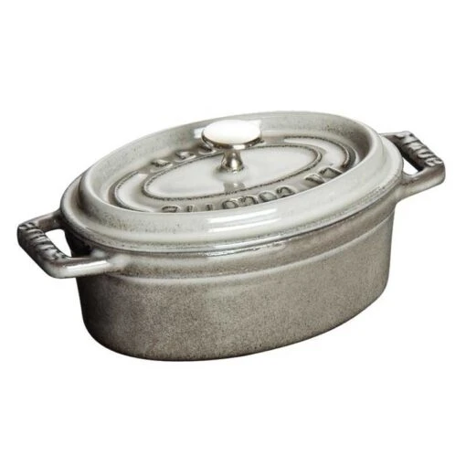 Staub Oval Casserole In Cast Iron 6,7 L, Graphite -Keukenbenodigdheden staub oval casserole in cast iron 67 l 0