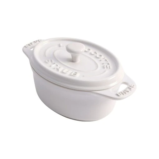 Staub Oval Ceramic Casserole 20 Cl, White -Keukenbenodigdheden staub oval ceramic casserole 20 cl white 0