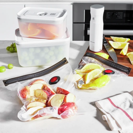 Zwilling Fresh & Save Startpakket Met Vacuümpomp / Tassen / Bakjes Van Plastic, 7 Stuks -Keukenbenodigdheden zwilling fresh save startpakket met vacuumpomp tassen bakjes van plastic 7 stuks 8